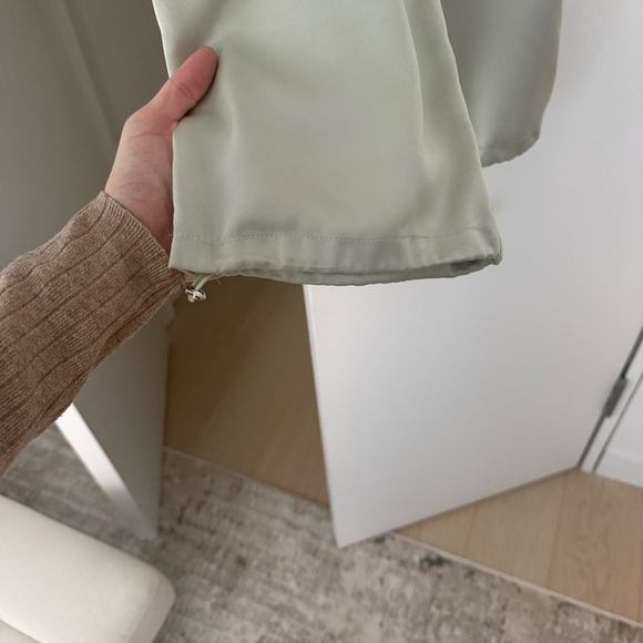 Women’s Sage Green Cargo Pants - Picture 3 of 5